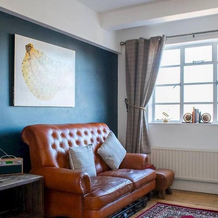 Beautifully Decorated Contemporary 2 Bedroom Flat London Exterior foto